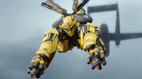 Bumblebee Scene Bumblebee Scene: The Buzzworthy World Of Bumblebee Transformers